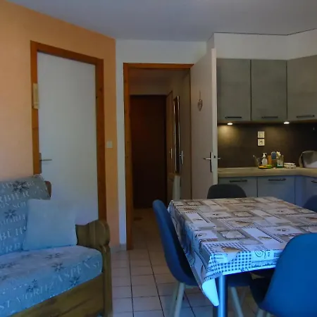 Châtel, 2 Pièces, 4 Personnes - Fr-1-198-243 Châtel